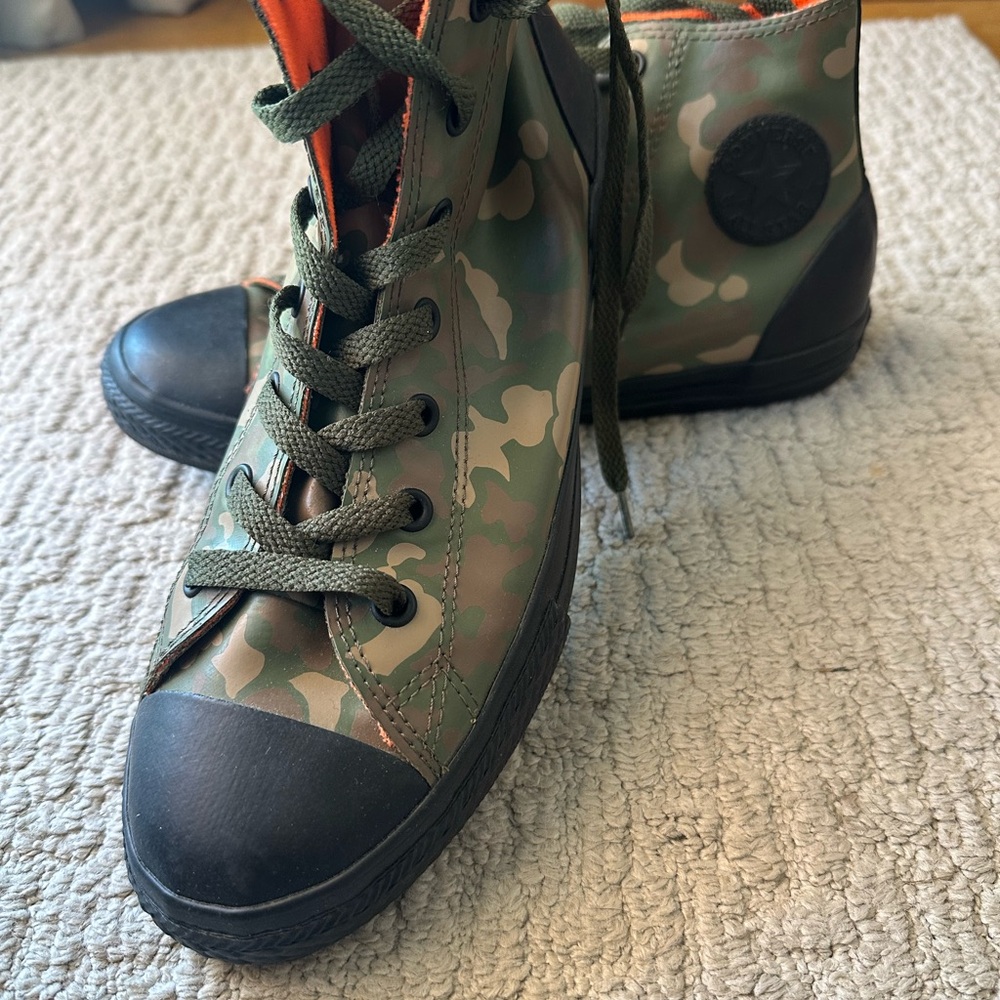 Converse Chuck Taylor All Star Green and Black Camo Rubber /Leather Boots
